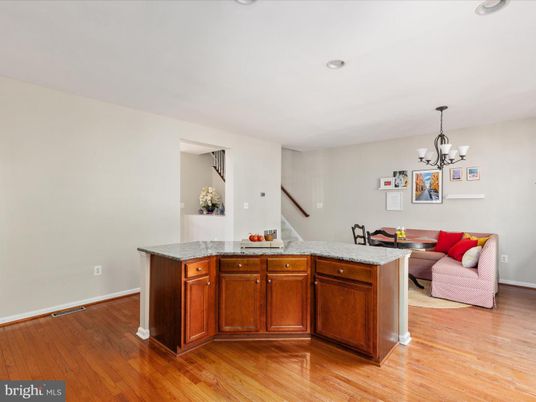 Chandelier, Dining room, Interior, Living room, Recessed Lighting, Wood Texture Flooring