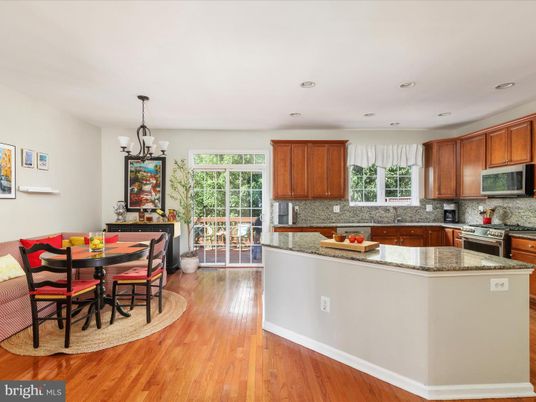 Chandelier, Dining room, Interior, Kitchen, Recessed Lighting, Wood Texture Flooring