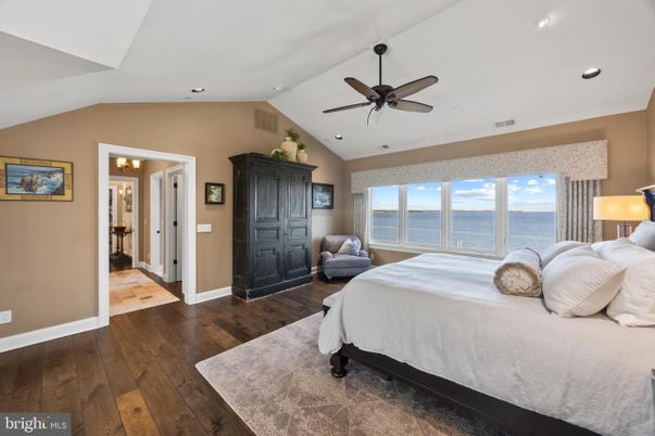 Bedroom, Interior, Recessed Lighting, Water, Wood Texture Flooring