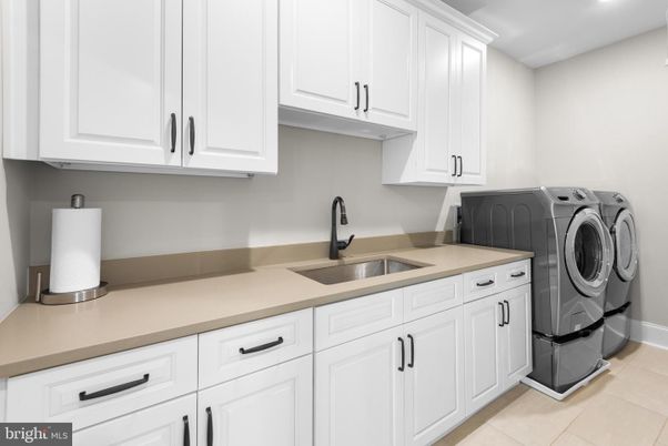 Interior, Recessed Lighting, Washer