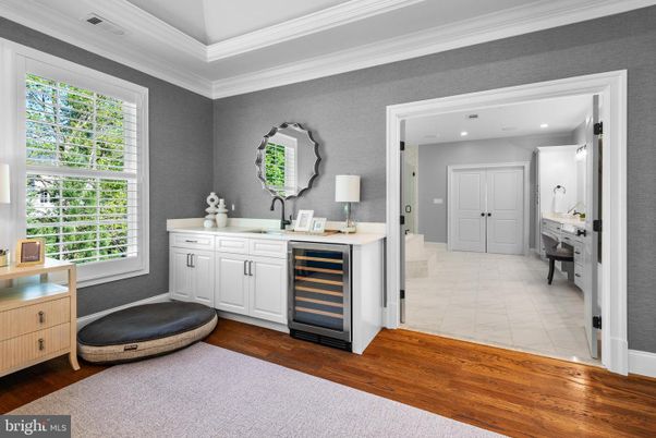 Bathroom, Interior, Recessed Lighting, Wood Texture Flooring