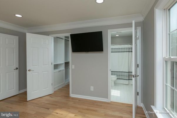 Bathroom, Interior, Recessed Lighting, Wood Texture Flooring