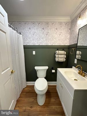 Bathroom, Interior, Wood Texture Flooring