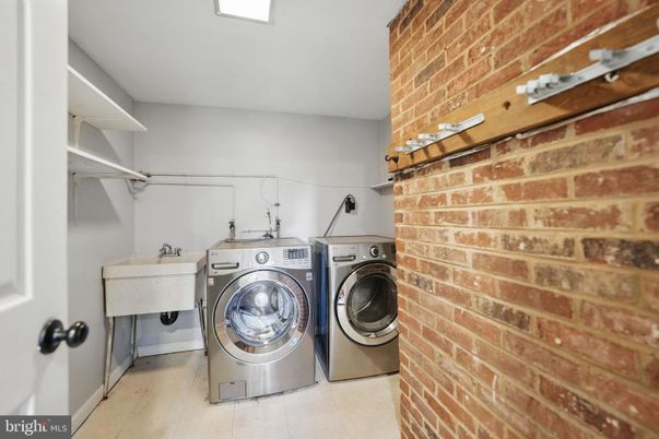 Interior, Stone Walls, Washer