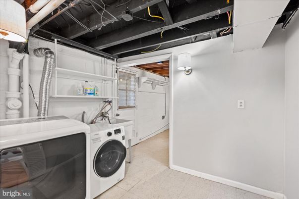 Interior, Washer