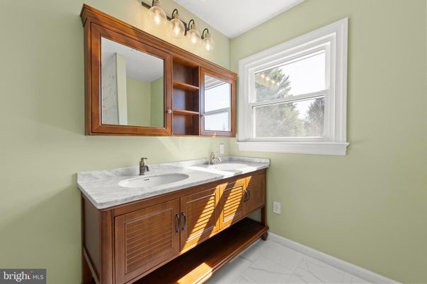 Bathroom, Dual Sink Vanities, Interior, Marble