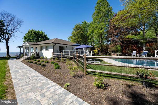 Backyard, Exterior, Pool