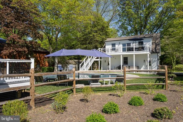 Backyard, Exterior, Pool