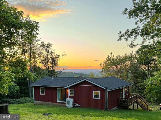 Backyard, Exterior, Water