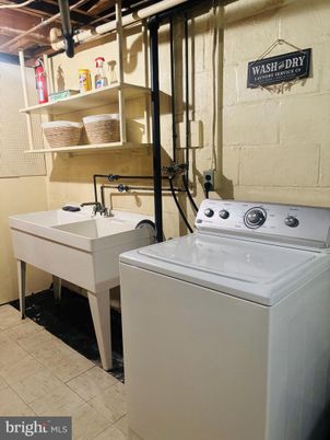 Interior, Washer