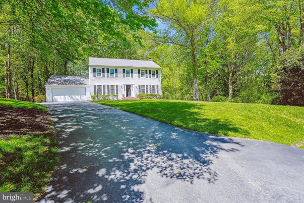 Attached, Backyard, Exterior, Facade, Georgian