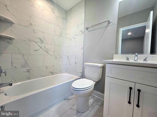Bathroom, Interior, Marble, Marble Walls, Recessed Lighting