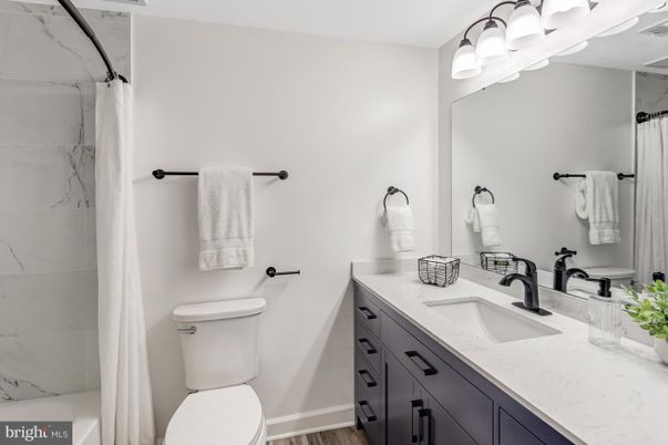 Bathroom, Interior, Marble Walls
