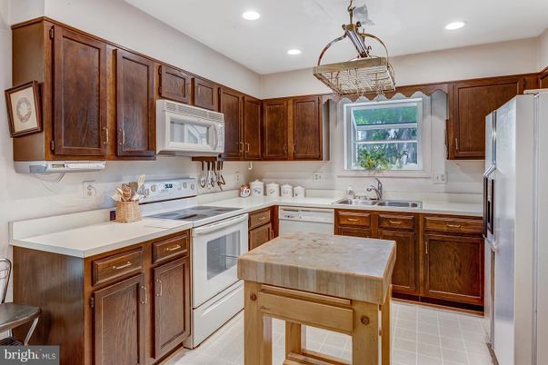 Interior, Kitchen, Pendant Lights, Recessed Lighting