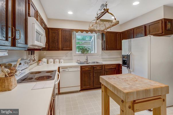 Interior, Kitchen, Pendant Lights, Recessed Lighting