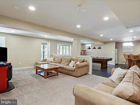 Billiard Table, Game Room, Interior, Living room, Pendant Lights, Recessed Lighting