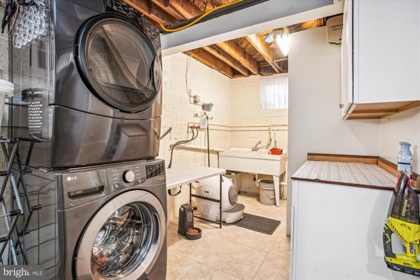 Interior, Utility Closets, Washer, Wooden Ceilings