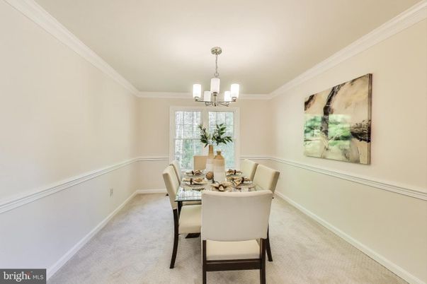 Chandelier, Dining room, Interior