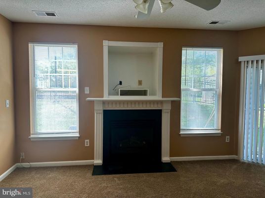 Empty room, Fireplace, Interior