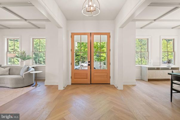 Interior, Pendant Lights, Wood Texture Flooring