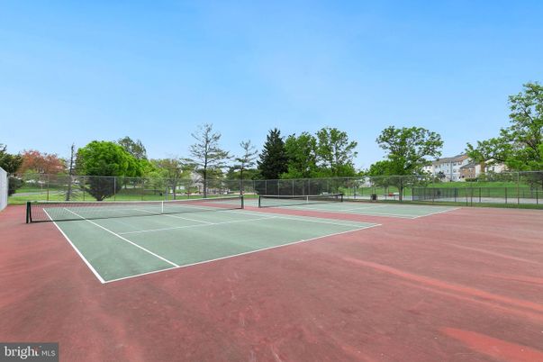 Exterior, Tennis Courts