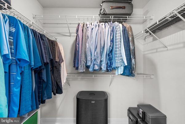 Interior, Walk-in Closets