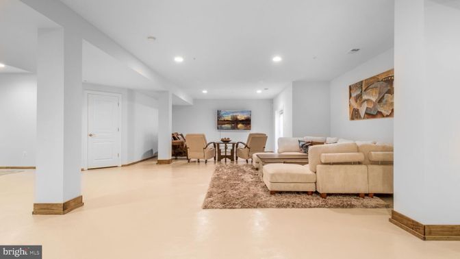 Dining room, Interior, Living room, Recessed Lighting