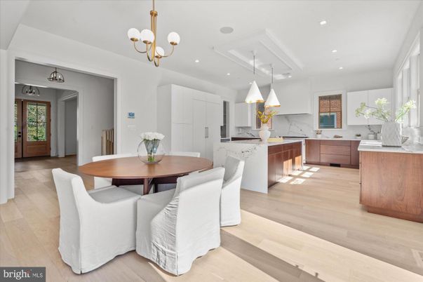 Dining room, Interior, Kitchen, Pendant Lights, Recessed Lighting, Wood Texture Flooring