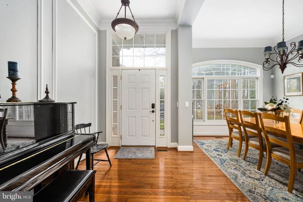 Dining room, Interior, Pendant Lights, Piano, Wood Texture Flooring