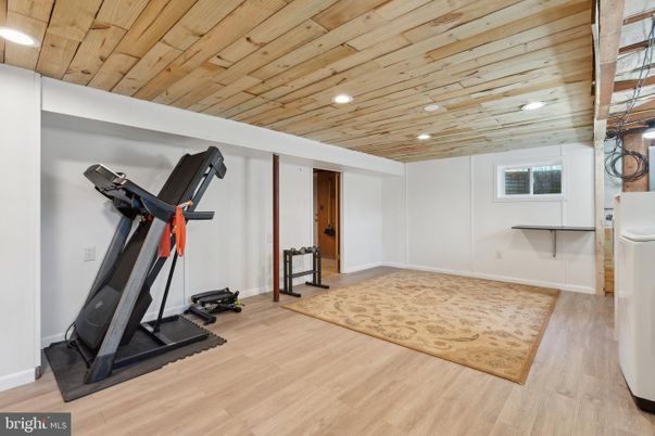Fitness Equipment, Interior, Recessed Lighting, Wooden Ceilings, Wood Texture Flooring