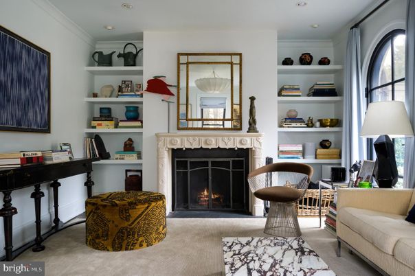 Fireplace, Interior, Recessed Lighting