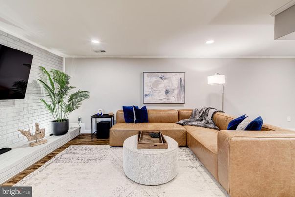 Interior, Living room, Recessed Lighting, Stone Walls, Wood Texture Flooring