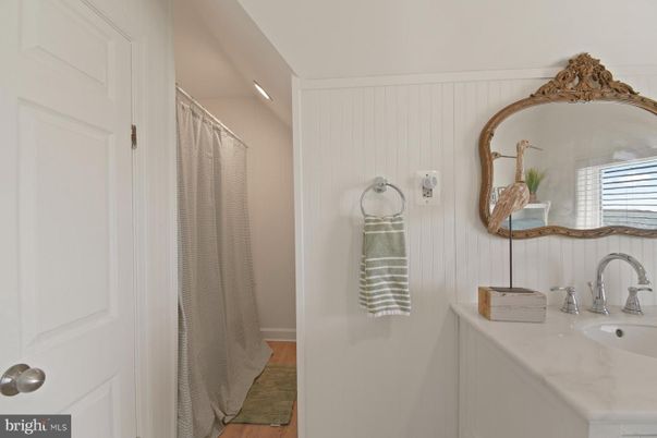 Bathroom, Interior, Recessed Lighting, Wood Texture Flooring