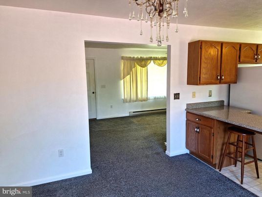 Chandelier, Interior, Kitchen