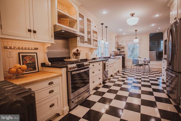 Dining room, Interior, Kitchen, Pendant Lights, Recessed Lighting