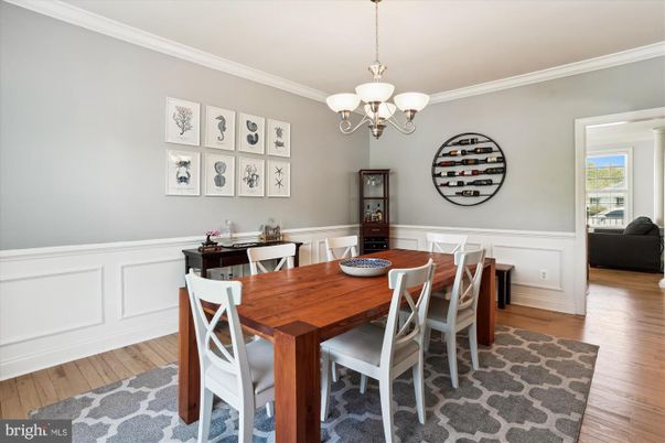 Chandelier, Dining room, Interior, Wood Texture Flooring