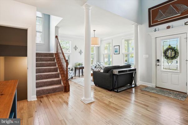 Interior, Living room, Pendant Lights, Wood Texture Flooring