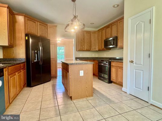 Interior, Kitchen, Pendant Lights, Recessed Lighting