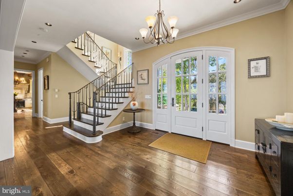 Chandelier, Interior, Recessed Lighting, Wood Texture Flooring