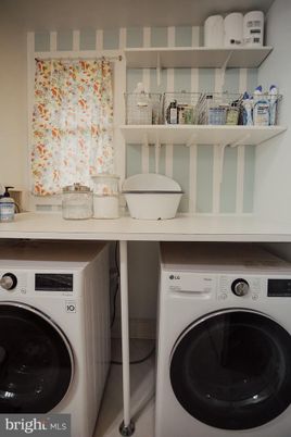 Interior, Washer