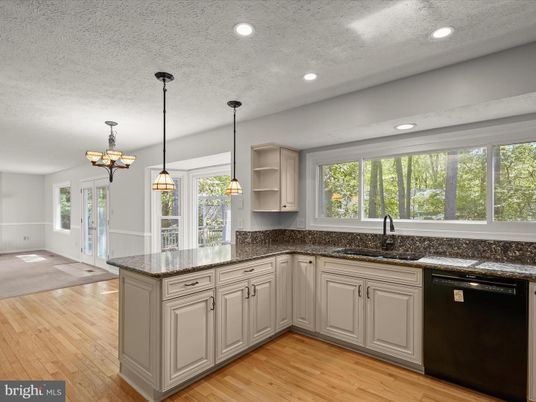 Chandelier, Interior, Kitchen, Pendant Lights, Recessed Lighting, Wood Texture Flooring