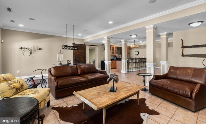 Dining room, Interior, Living room, Pendant Lights, Recessed Lighting