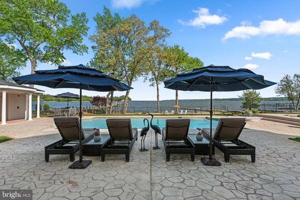 Exterior, Lake, Pool, Water