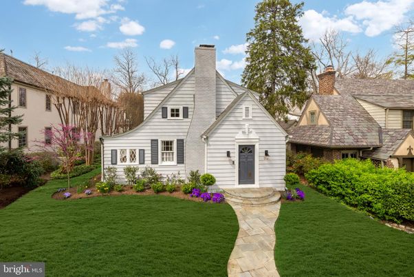 Backyard, Exterior, Facade, Tudor Revival