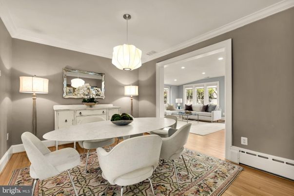 Dining room, Interior, Living room, Pendant Lights, Recessed Lighting, Wood Texture Flooring