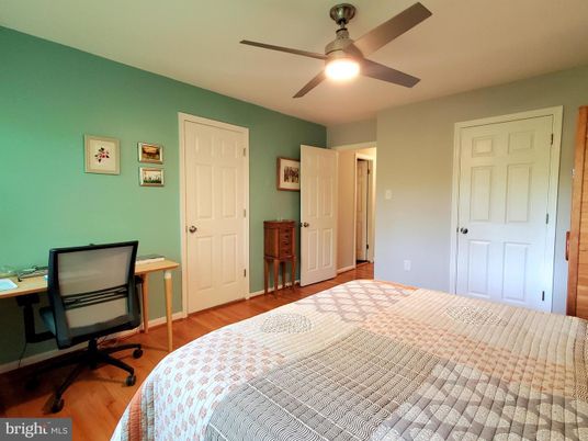 Bedroom, Home Office, Interior, Wood Texture Flooring