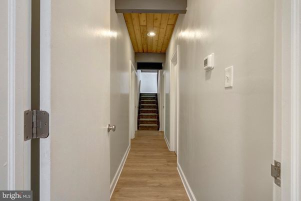 Interior, Recessed Lighting, Wooden Ceilings, Wood Texture Flooring