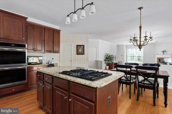 Chandelier, Dining room, Interior, Kitchen, Wood Texture Flooring