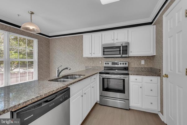 Interior, Kitchen, Pendant Lights, Stainless Steel Appliances, Wood Texture Flooring