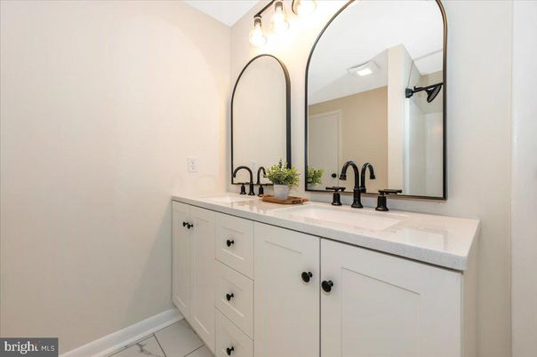 Bathroom, Dual Sink Vanities, Interior, Marble